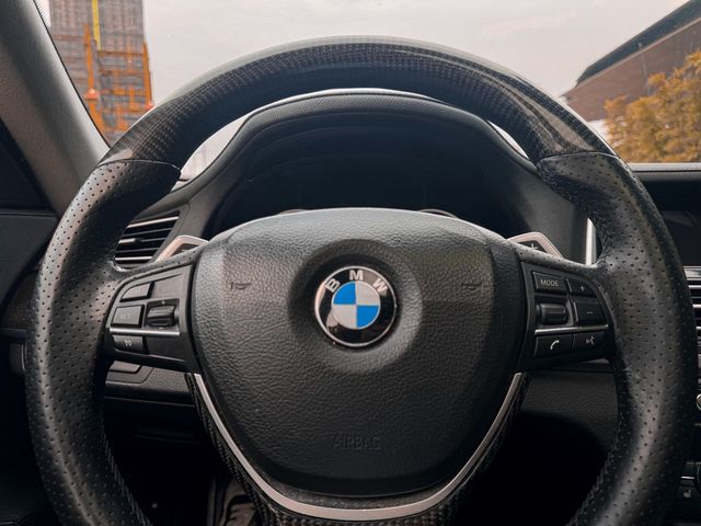 BMW寶馬 740LI  第9張相片