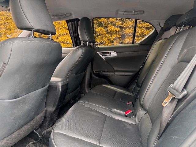 LEXUS凌志 CT200H  第5張相片