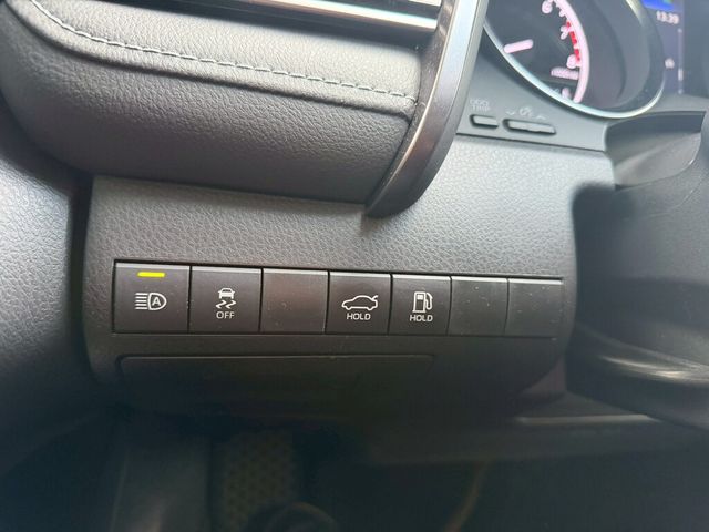 TOYOTA豐田 CAMRY  第5張相片