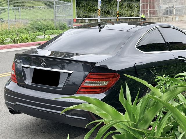 M-BENZ賓士 C250 COUPE  第3張相片