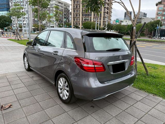 M-BENZ賓士 B180  第3張相片