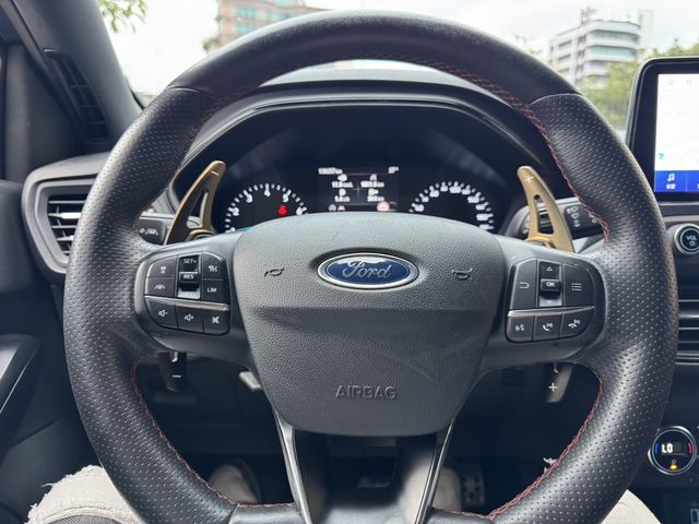 FORD福特 FOCUS ST  第8張相片