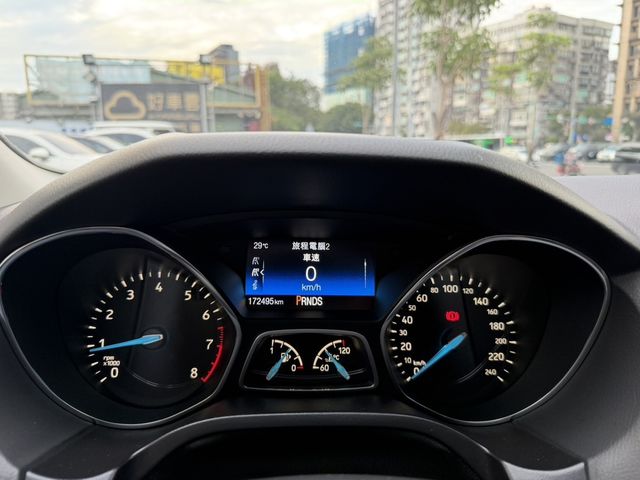 FORD福特 FOCUS  第8張相片