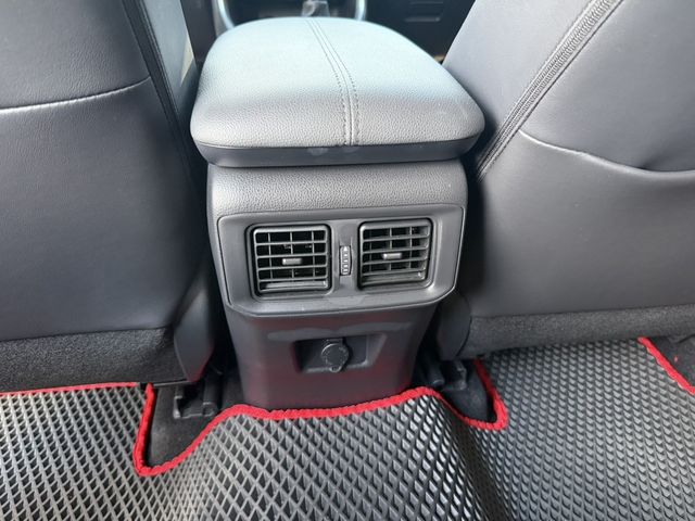 TOYOTA豐田 RAV4  第11張相片