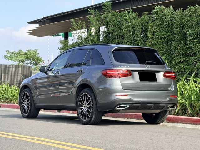 M-BENZ賓士 GLC300  第3張相片