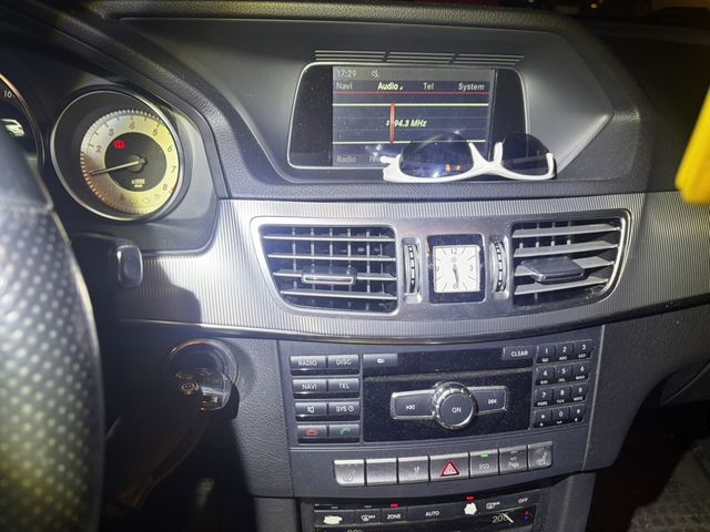 M-BENZ賓士 E250  第7張相片