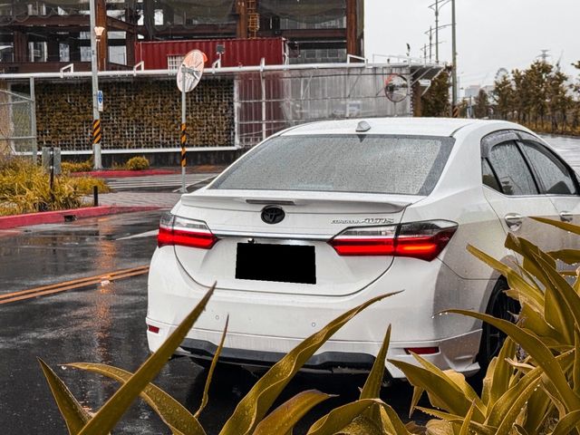 TOYOTA豐田 ALTIS  第4張相片
