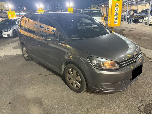 VOLKSWAGEN福斯 TOURAN  第3張相片