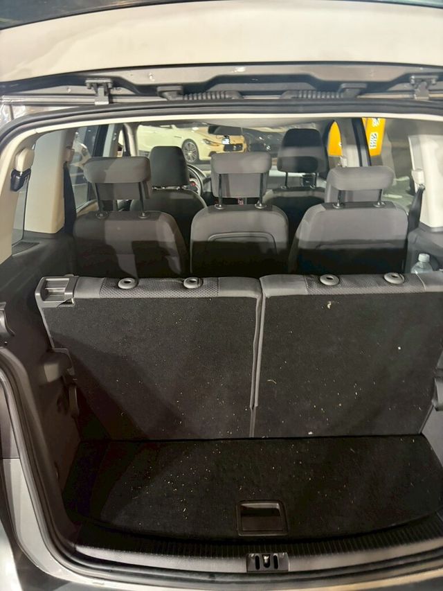 VOLKSWAGEN福斯 TOURAN  第7張相片