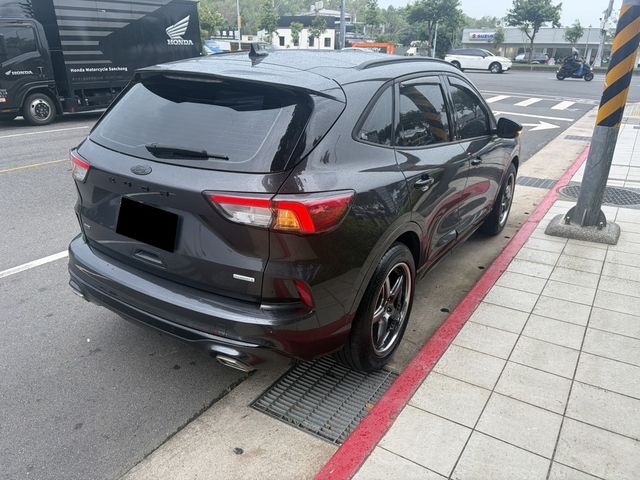 FORD福特 KUGA  第3張相片