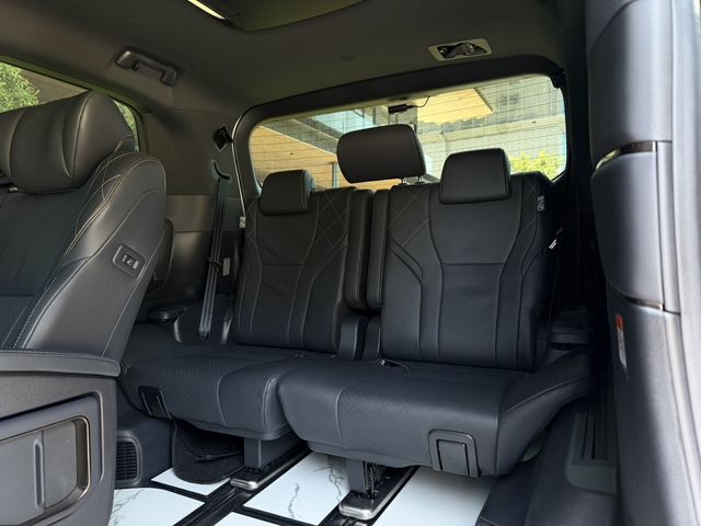 TOYOTA豐田 ALPHARD  第11張相片