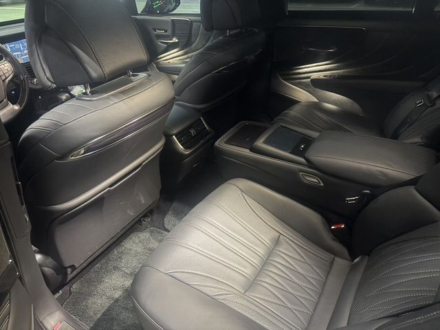 LEXUS凌志 LS500H  第6張相片