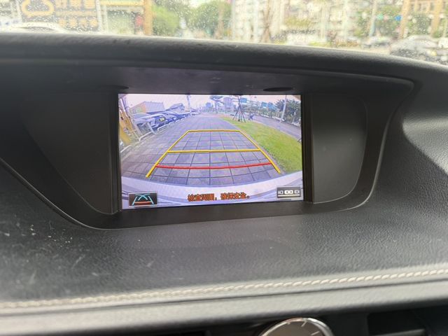 LEXUS凌志 ES300H  第13張相片