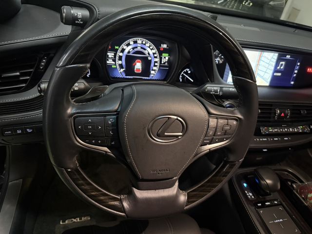 LEXUS凌志 LS500H  第8張相片