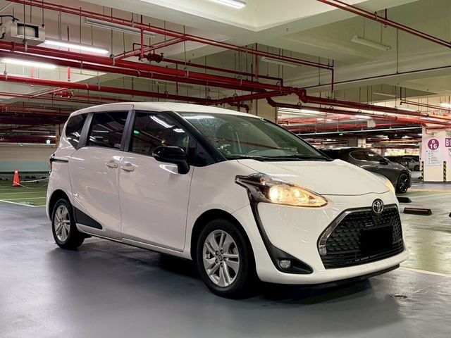 TOYOTA豐田 SIENTA  第3張相片