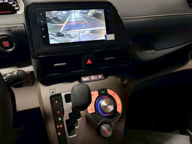 TOYOTA豐田 SIENTA  第10張相片