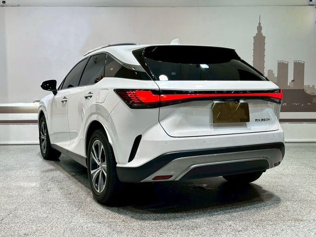 LEXUS凌志 RX350H  第4張相片