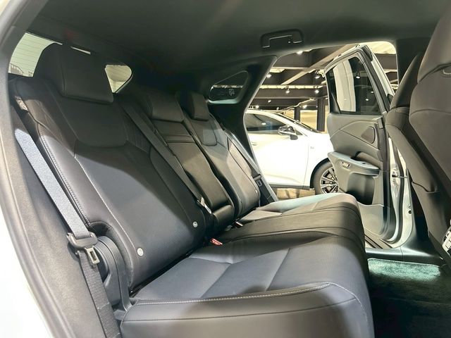 LEXUS凌志 RX350H  第7張相片