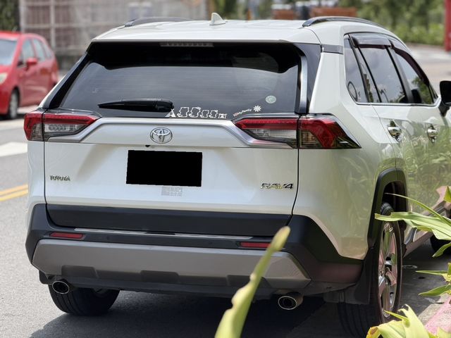 TOYOTA豐田 RAV4  第4張相片