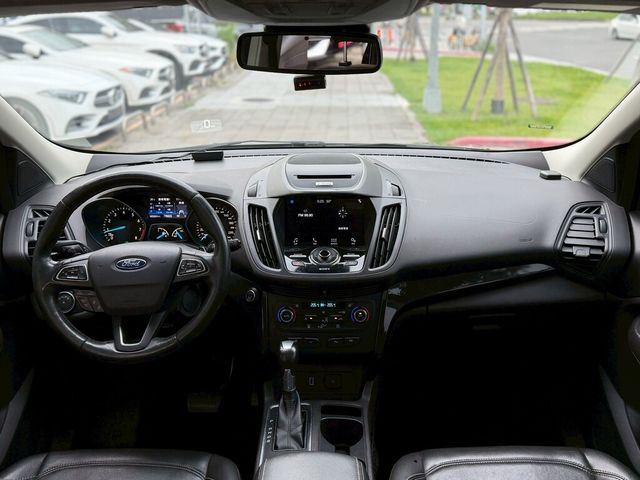 FORD福特 KUGA  第11張相片