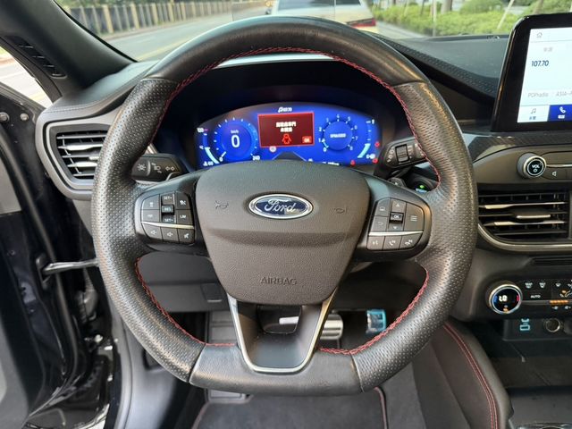 FORD福特 KUGA  第8張相片