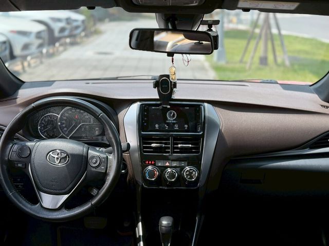 TOYOTA豐田 YARIS CROSSOVER  第12張相片