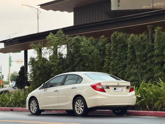 HONDA本田 CIVIC  第2張相片