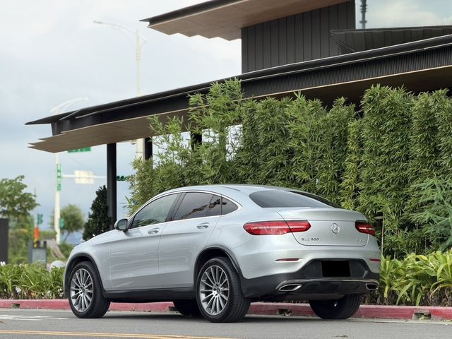 M-BENZ賓士 GLC300 AMG COUPE  第2張相片