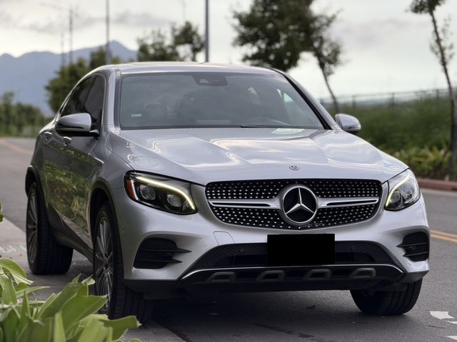 M-BENZ賓士 GLC300 AMG COUPE  第3張相片