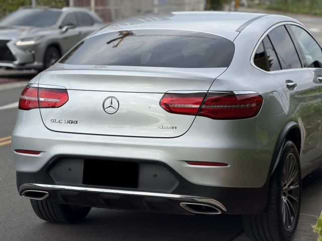 M-BENZ賓士 GLC300 AMG COUPE  第4張相片