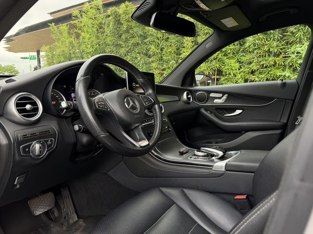 M-BENZ賓士 GLC300 AMG COUPE  第8張相片