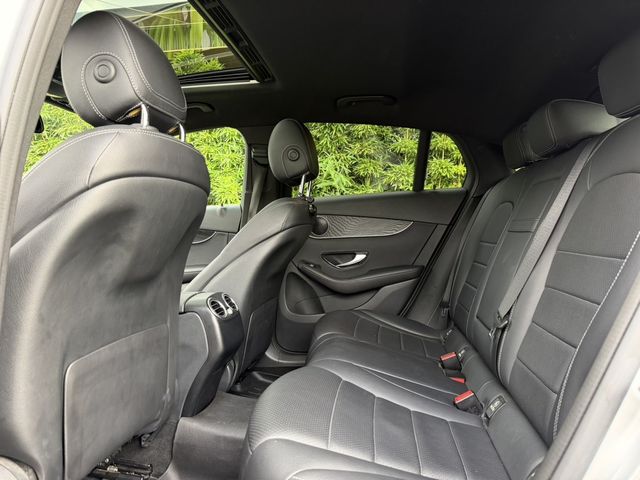 M-BENZ賓士 GLC300 AMG COUPE  第9張相片