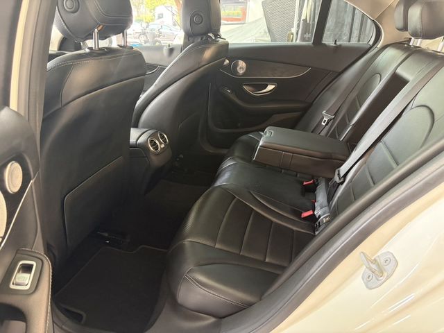 M-BENZ賓士 C300  第7張相片