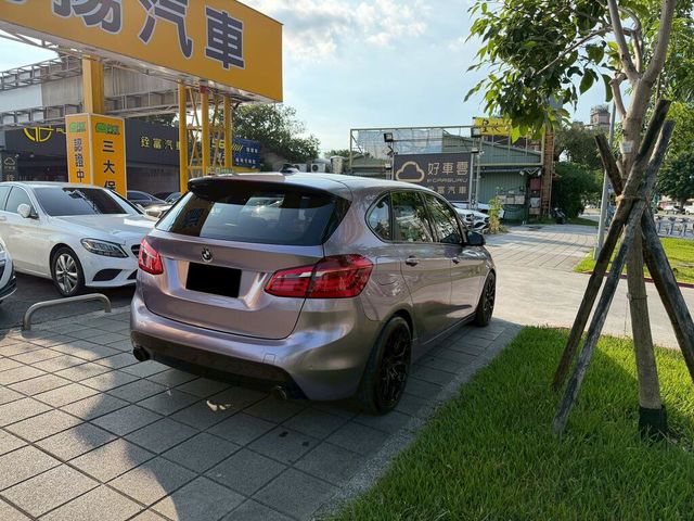 BMW寶馬 218D  第3張相片