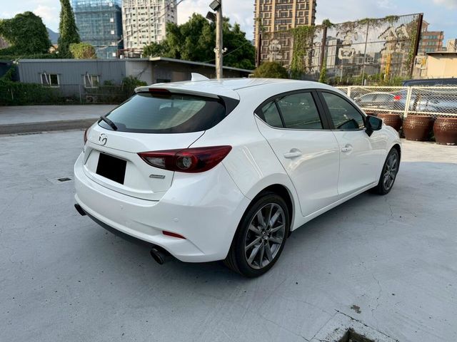 MAZDA馬自達 MAZDA 3  第3張相片