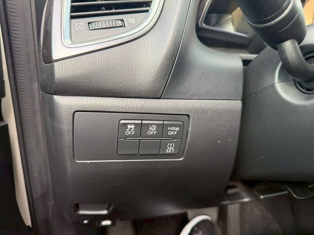 MAZDA馬自達 MAZDA 3  第6張相片
