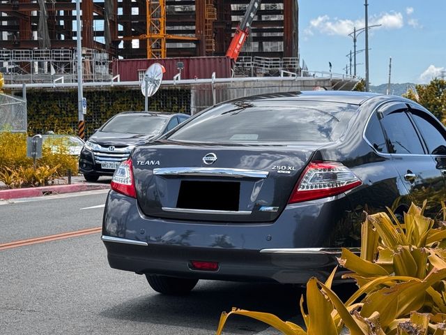 NISSAN日產 TEANA  第4張相片