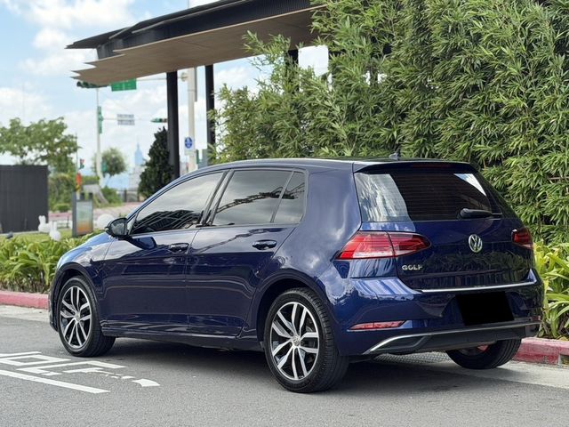 VOLKSWAGEN福斯 GOLF  第3張相片