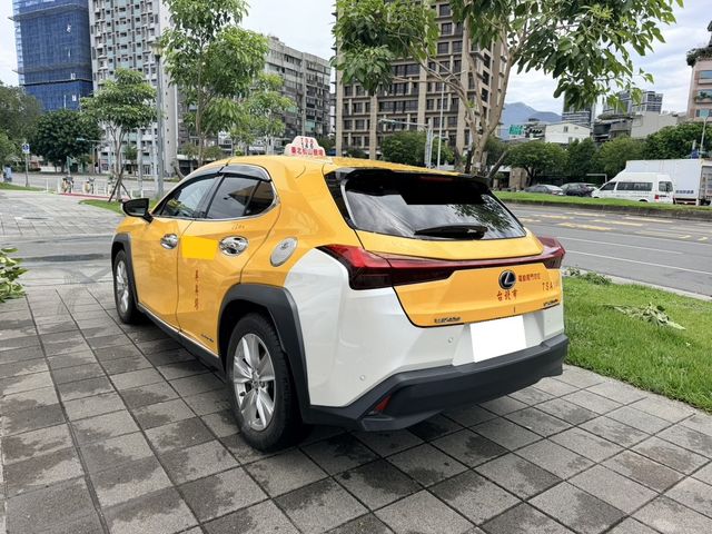 LEXUS凌志 UX250H  第4張相片