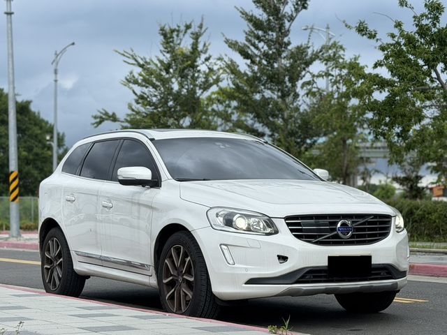 VOLVO富豪 XC60  第3張相片