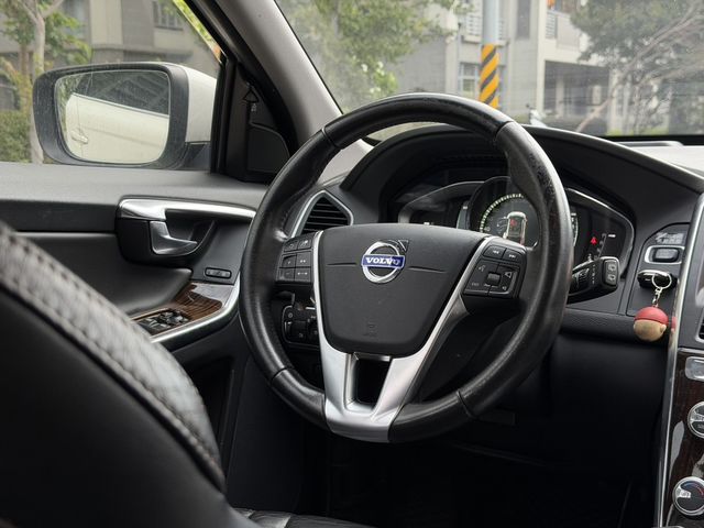 VOLVO富豪 XC60  第5張相片