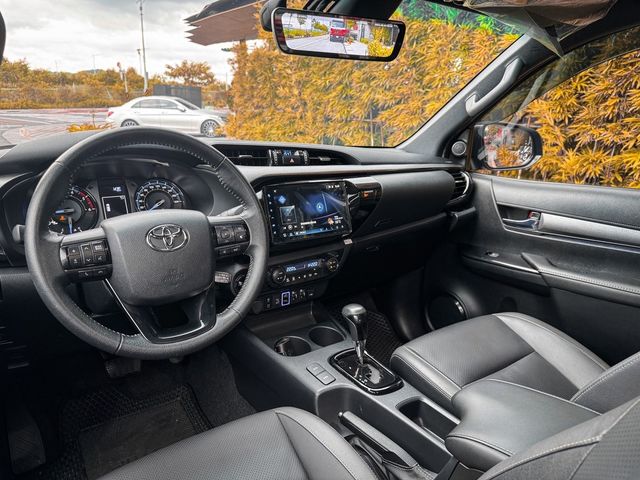 TOYOTA豐田 HILUX  第7張相片