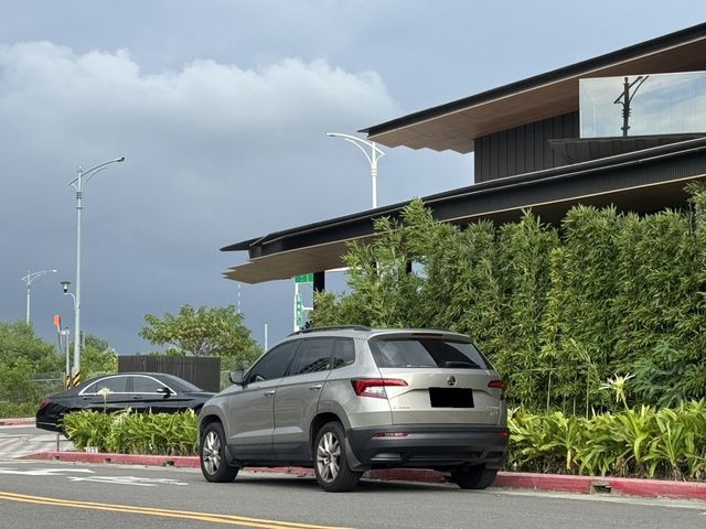 SKODA司科達 KAROQ  第3張相片