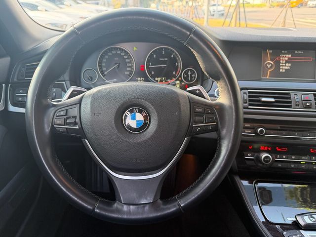 BMW寶馬 520D  第7張相片