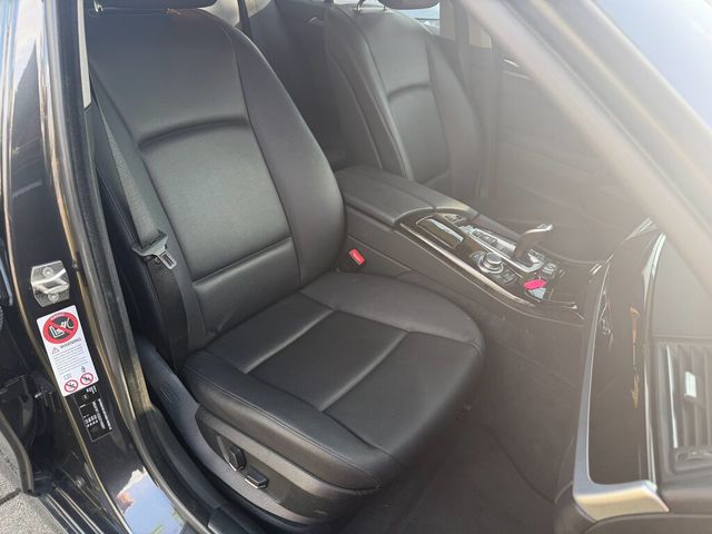 BMW寶馬 520D  第12張相片
