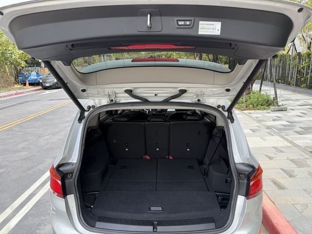 BMW寶馬 218I  第7張相片