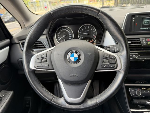 BMW寶馬 218I  第9張相片