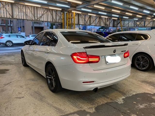 BMW寶馬 318I  第3張相片