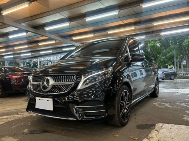 M-BENZ賓士 V220 D  第1張相片