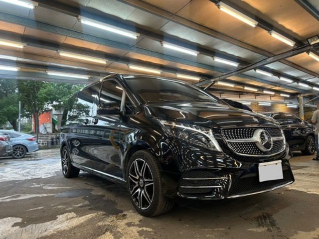 M-BENZ賓士 V220 D  第2張相片